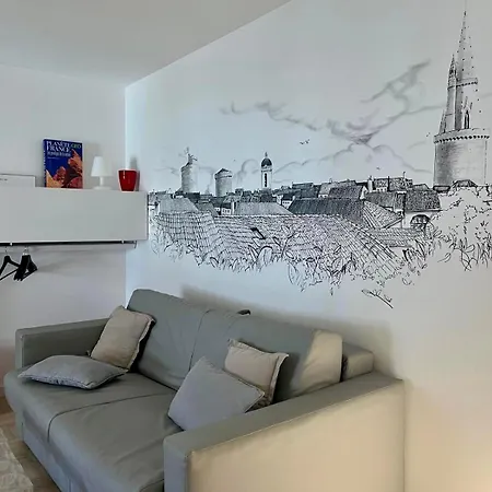 Les Saints Peres Pres Du Vieux Port * La Rochelle