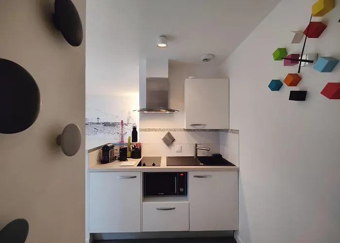 Les Saints Peres Pres Du Vieux Port La Rochelle (Charente-Maritime)