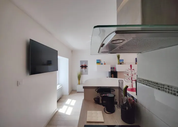 Les Saints Peres Pres Du Vieux Port * La Rochelle (Charente-Maritime)